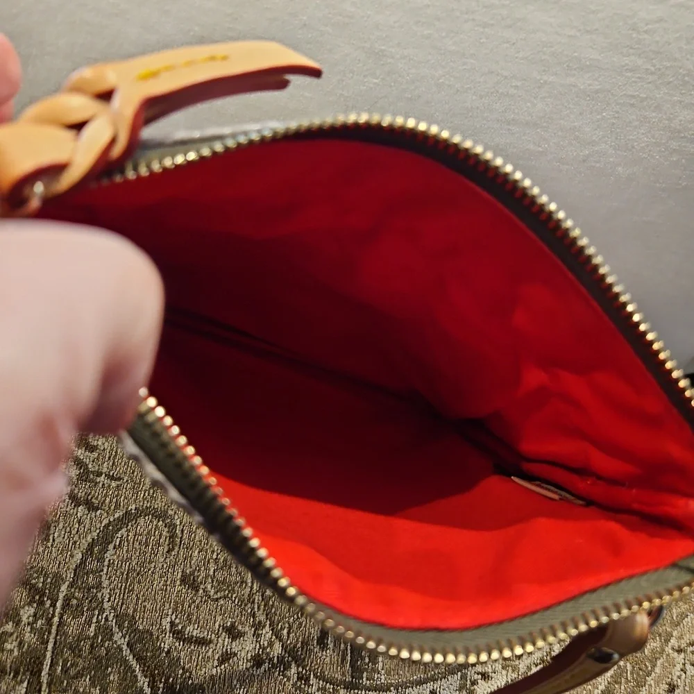 Dooney & Bourke Crossbody Bag - Picture 7 of 11